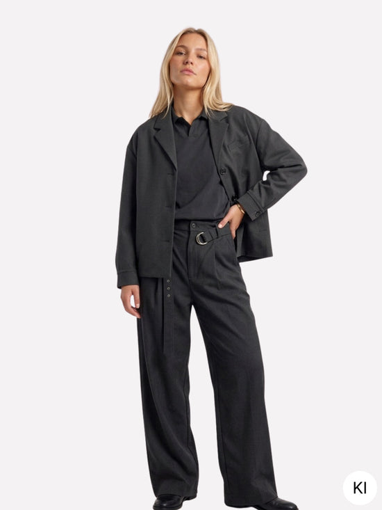 Denver Blazer + Aspen Pants Anthrazit