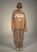 <table style="line-height:1;width:100%;border-collapse:collapse"><tr><td >Sacramento<br>Sweatshirt</td><td align="right">99,99€</td></tr><tr><td style="white-space: nowrap;">Housten Jogger</td><td align="right">99,99€</td></tr></table>